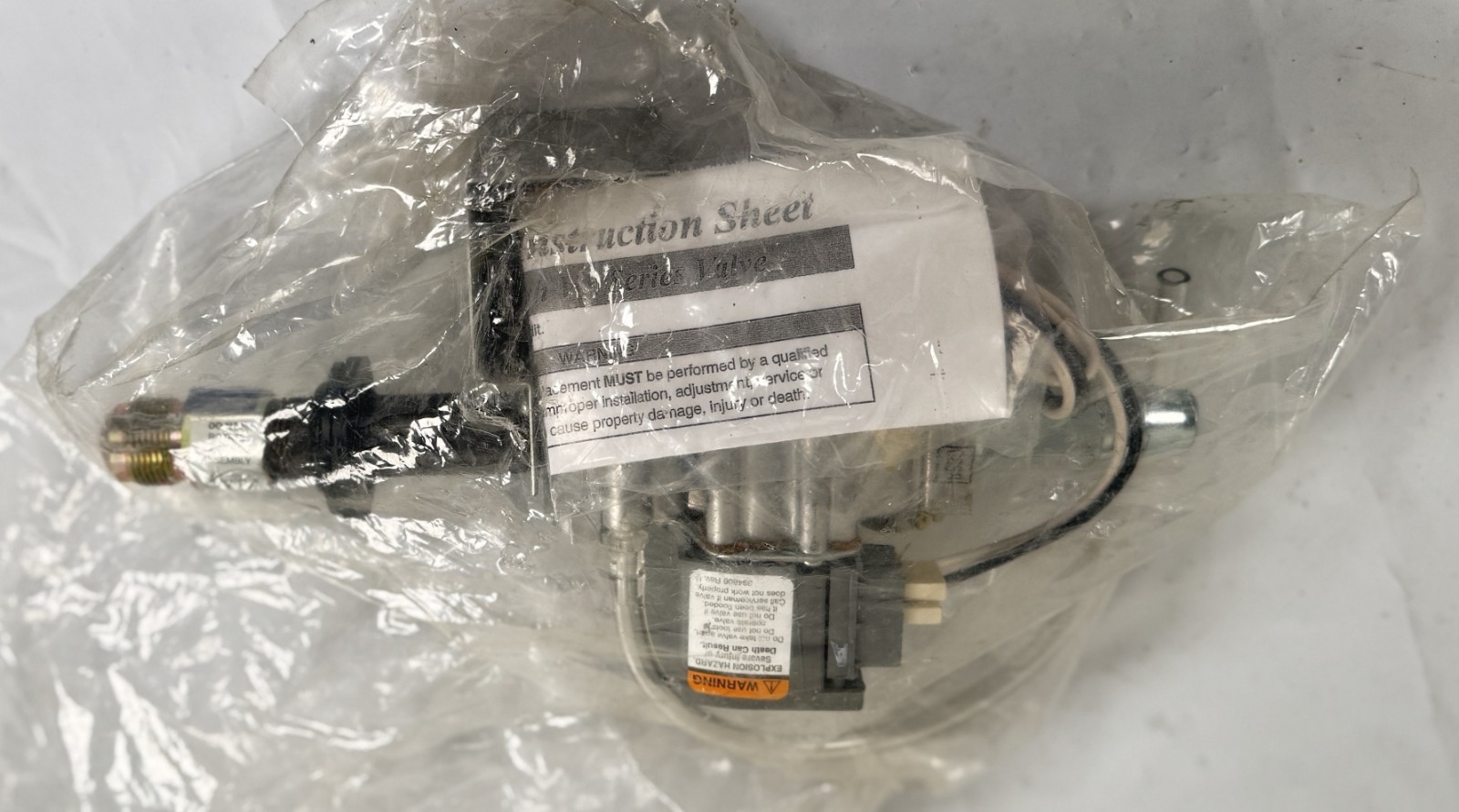 NEW Honeywell VR4205M2926 Natural Gas Valve Train Assembly HD1
