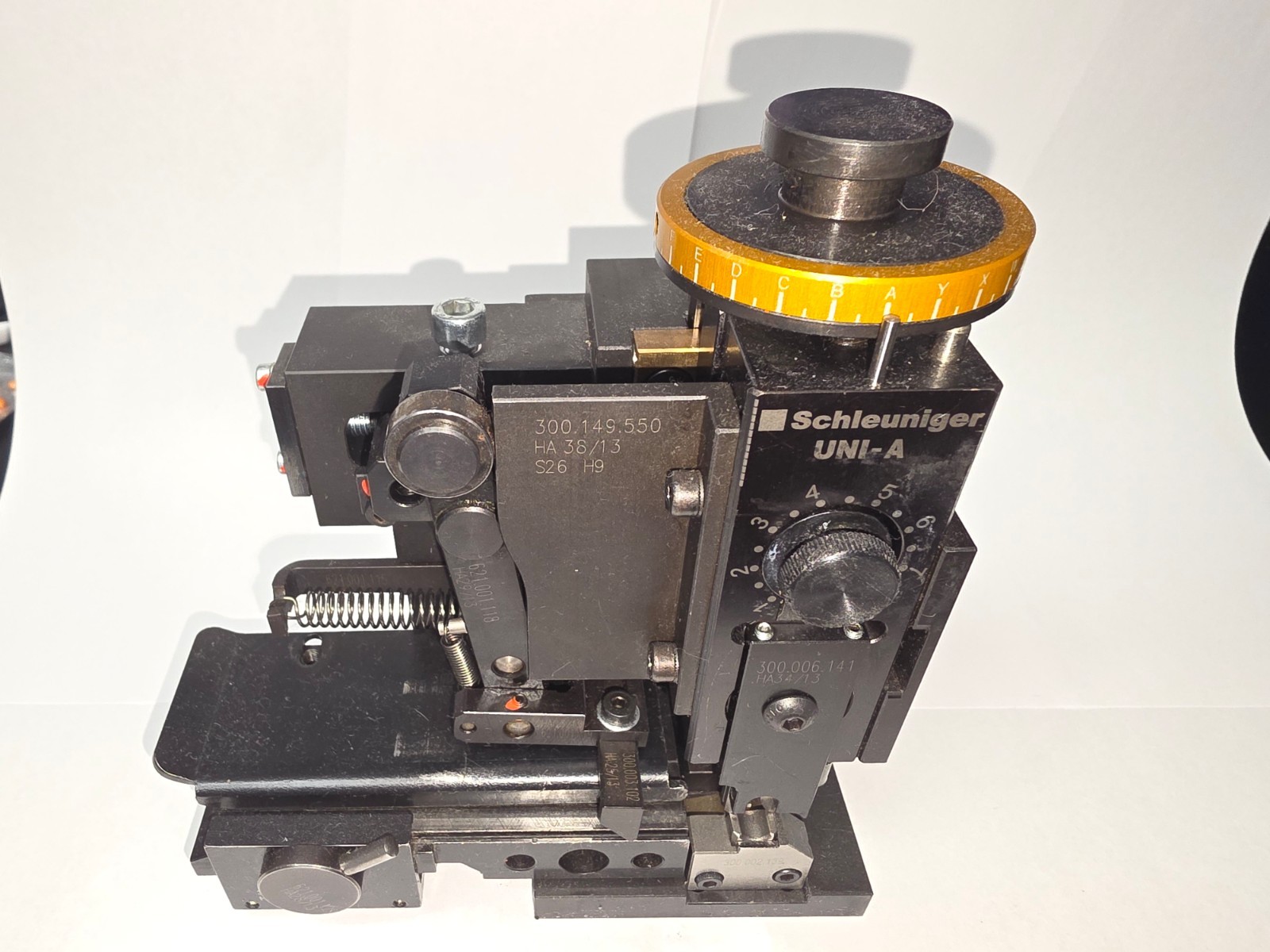 Terminal Applicator Mfg. Schleuniger Condition: Used Tyco Terminal 66582-2