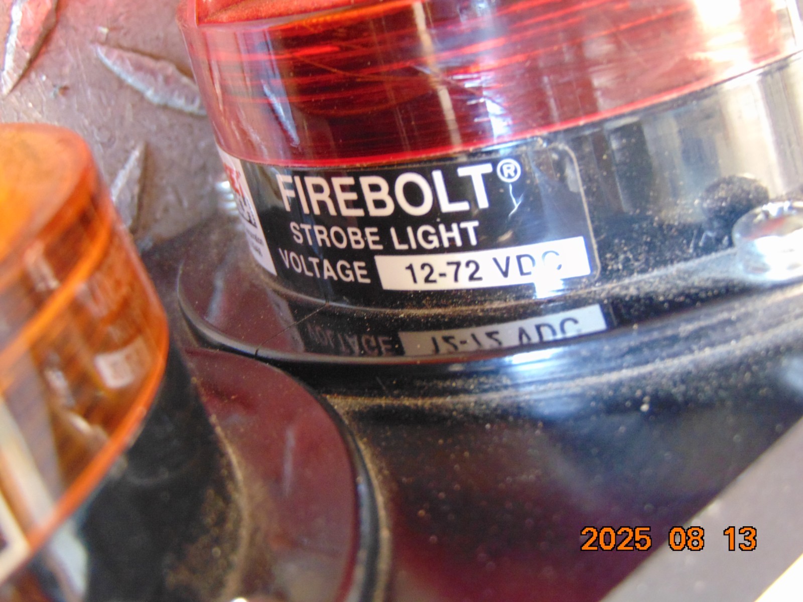 FEDERAL SIGNAL FIREBOLT RED & AMBER STROBE LIGHT BEACON PIPE MOUNT