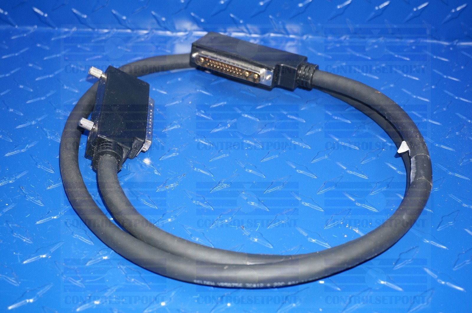 EMERSON DELTAV KJ4003X1-BH1 VERTICAL EXTENDER CABLE 1.1m 43″ KJ4003X1BH1 12P3945