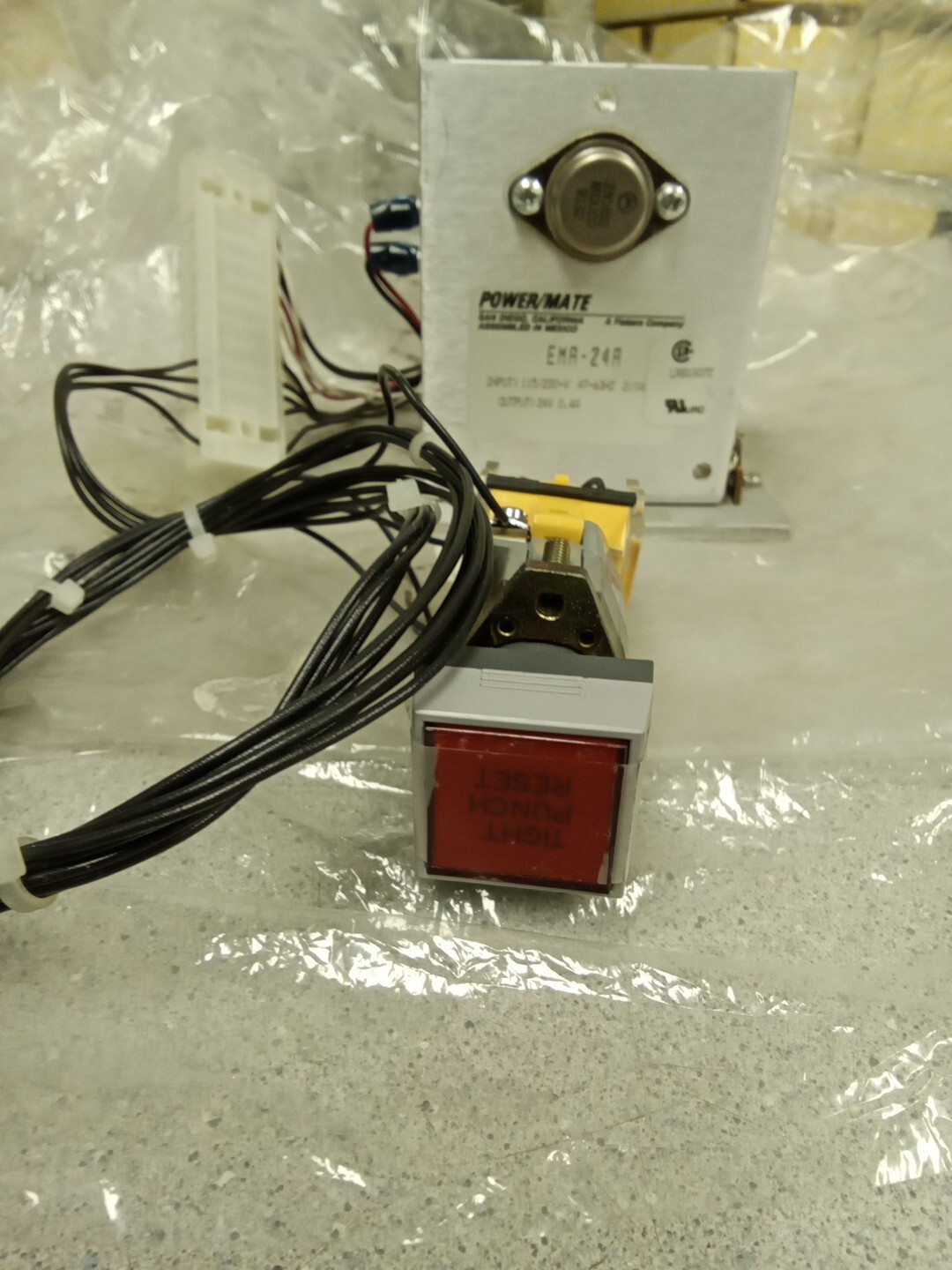 RTE POWER/MATE EMA-24A 115/230V 2/1A UNMP