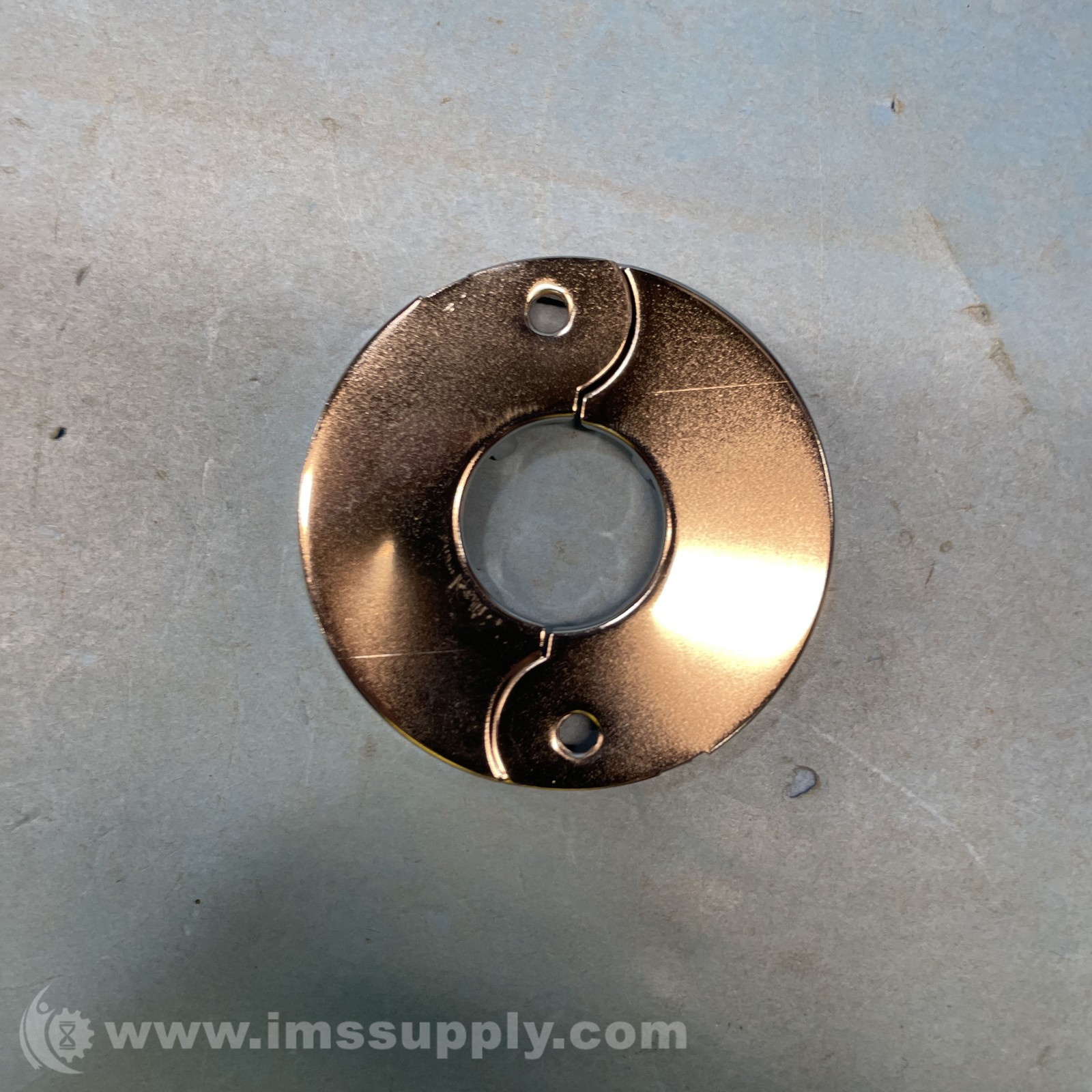 Floor and Ceiling Plate Cover Split Flange Fits 3/4 Inch IPS FNIP