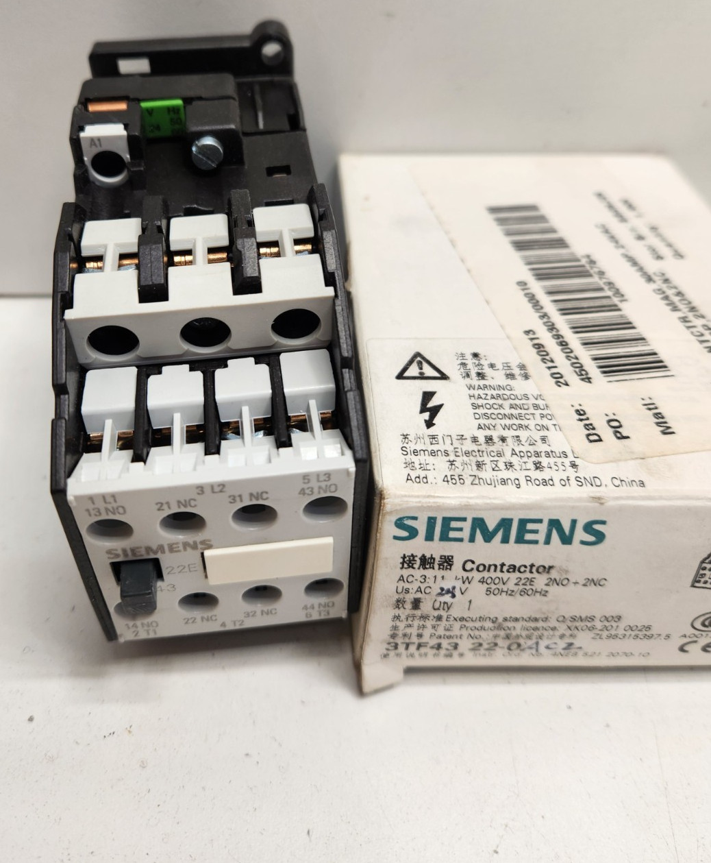 NEW IN BOX! SIEMENS 2NO/2NC 24V COIL CONTACTOR 3TF4322-0AC2
