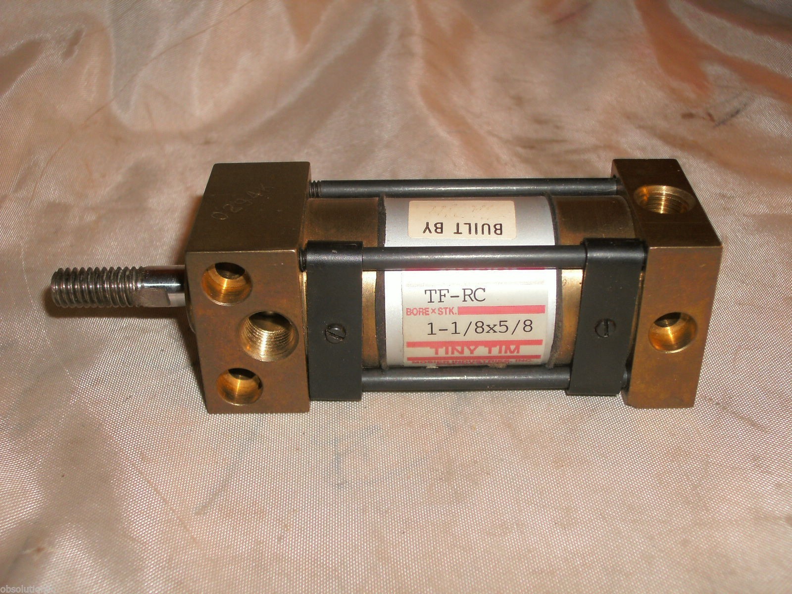 MOSIER NORGREN TF-RC 1-1/8″ x 5/8″ TINY TIM PNEUMATIC CYLINDER TFRC