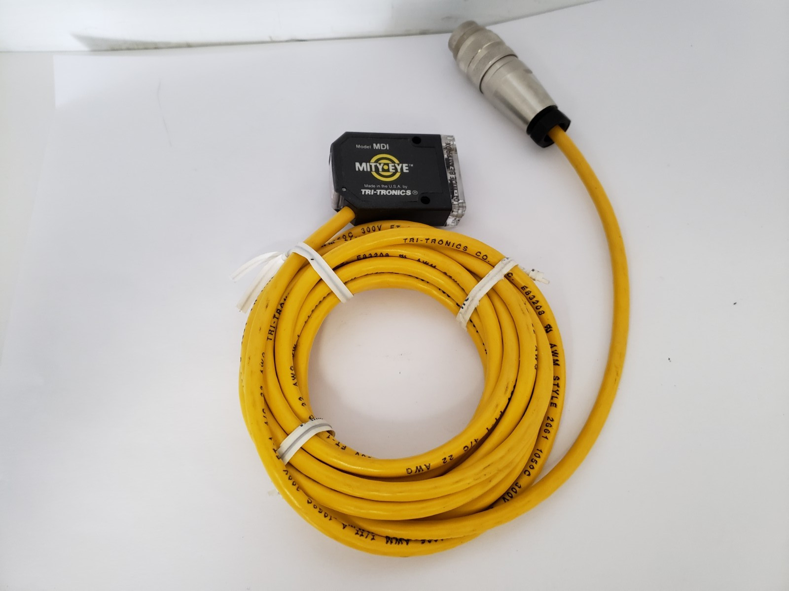 TRI-TRONICS E83208 SENSOR MDI MITY-EYE BLOCK 10-30VDC 3 PIN