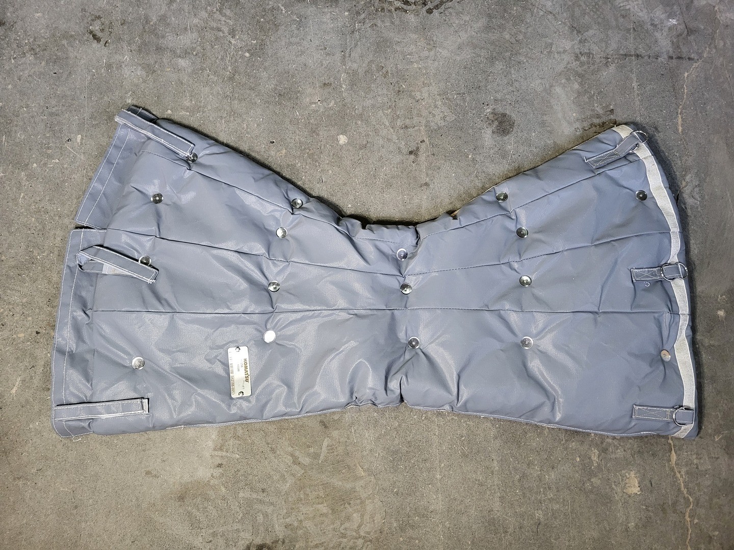SURPLUS NEW KOMATSU EM5156 Exhaust Blanket – Heavy Machinery