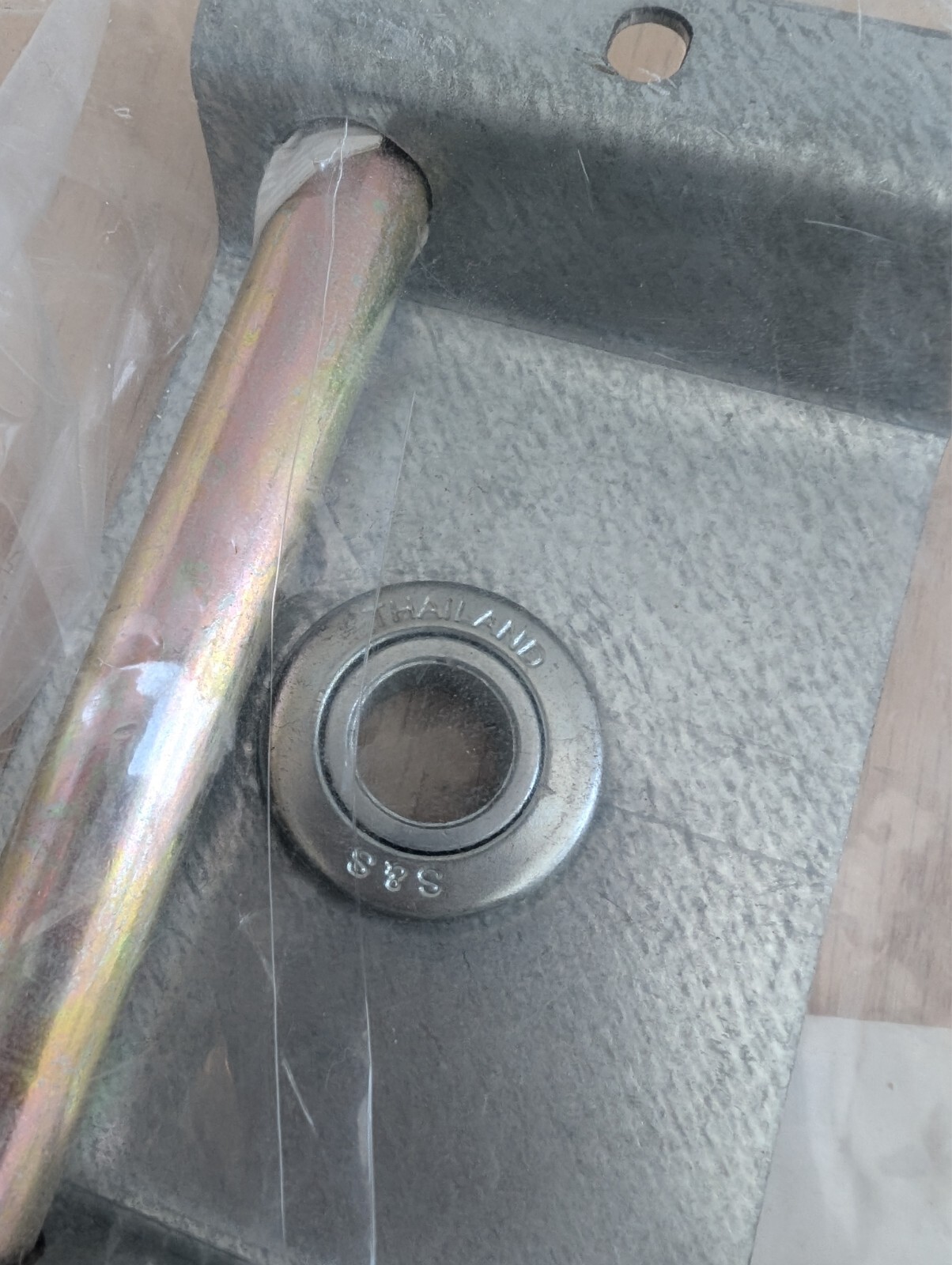 JOHNSON CONTROLS ESK050B ( RUSKIN ) EXTENDED SHAFT SUPPORT BEARING NEW HVAC