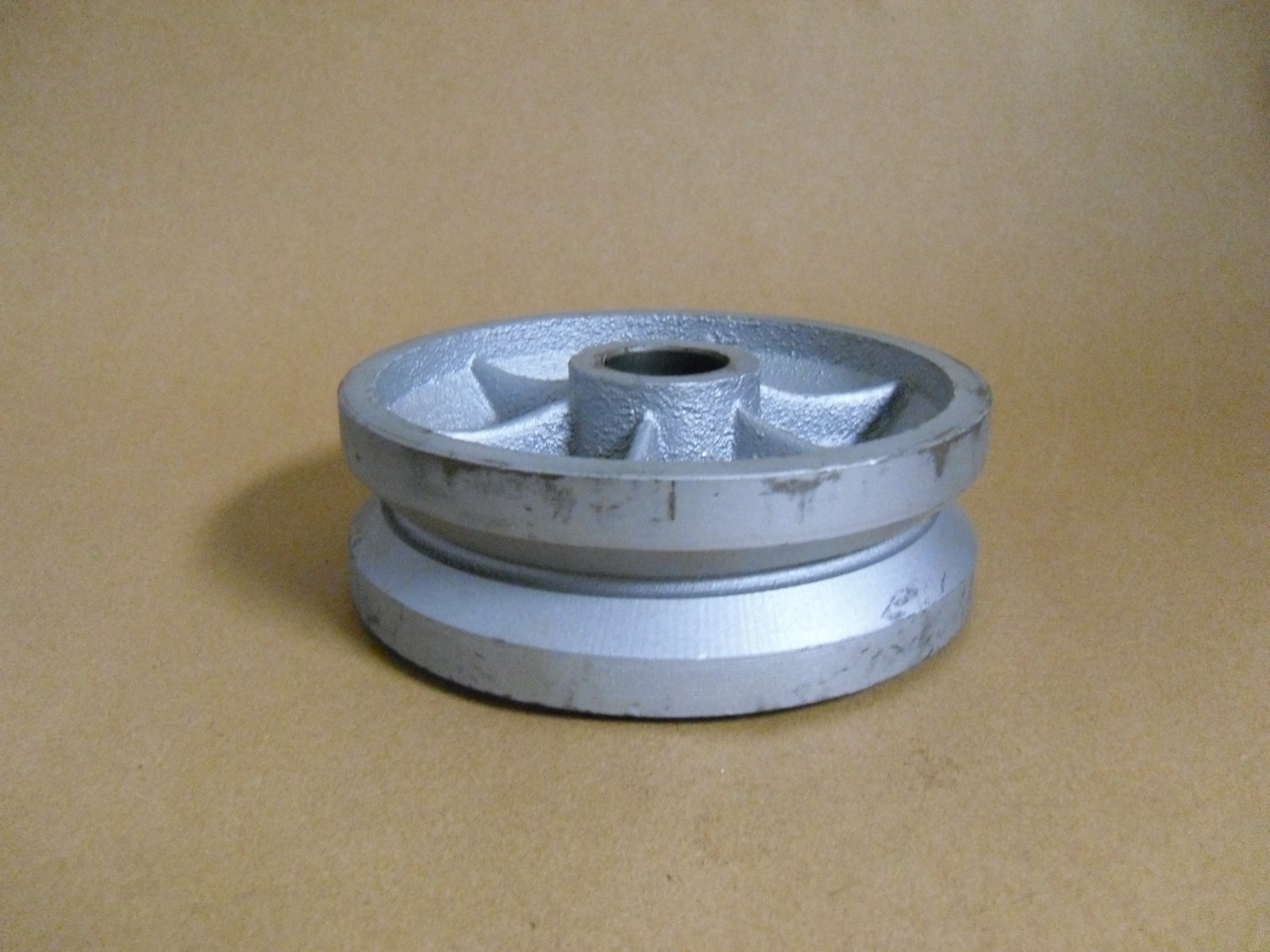 6X2 CAST IRON V-GROOVE WHEEL 1.126″ BORE HOLE SIZE