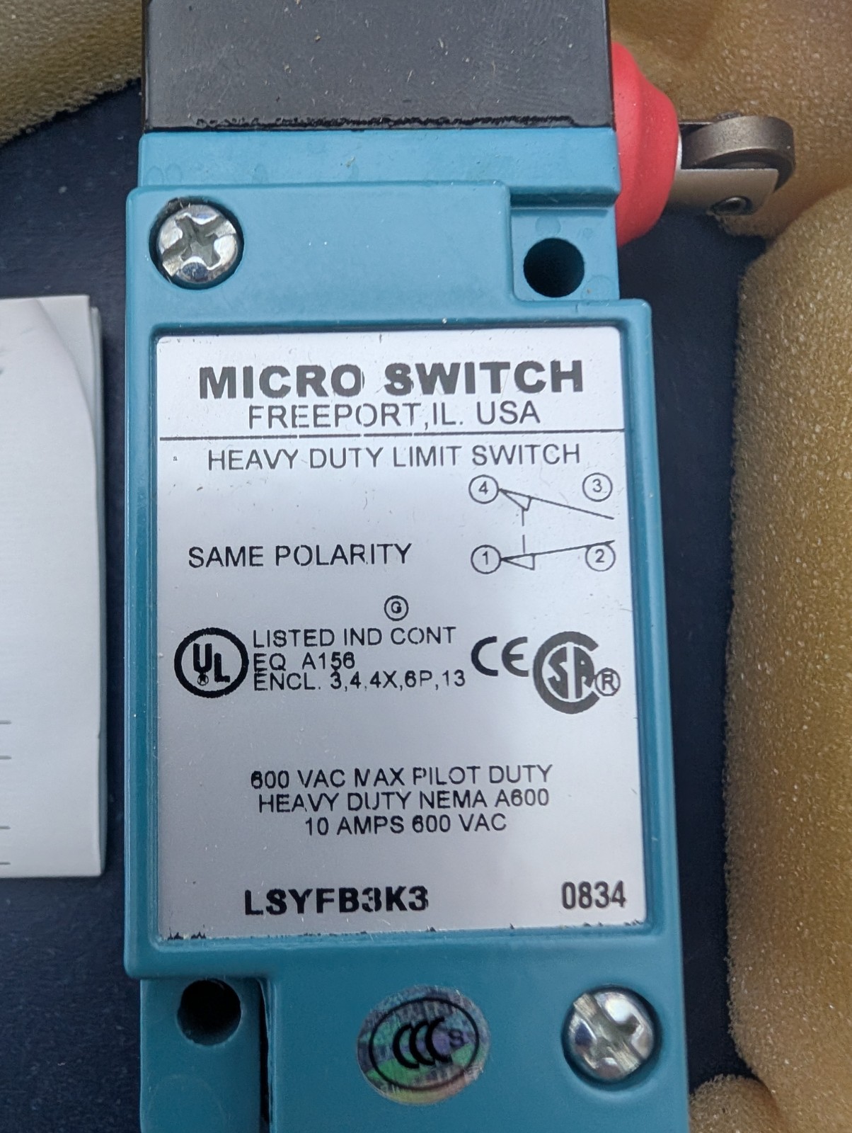 HONEYWELL LSYFB3K3 Micro Switch Brand New In Original Mfr Box With Original PPW