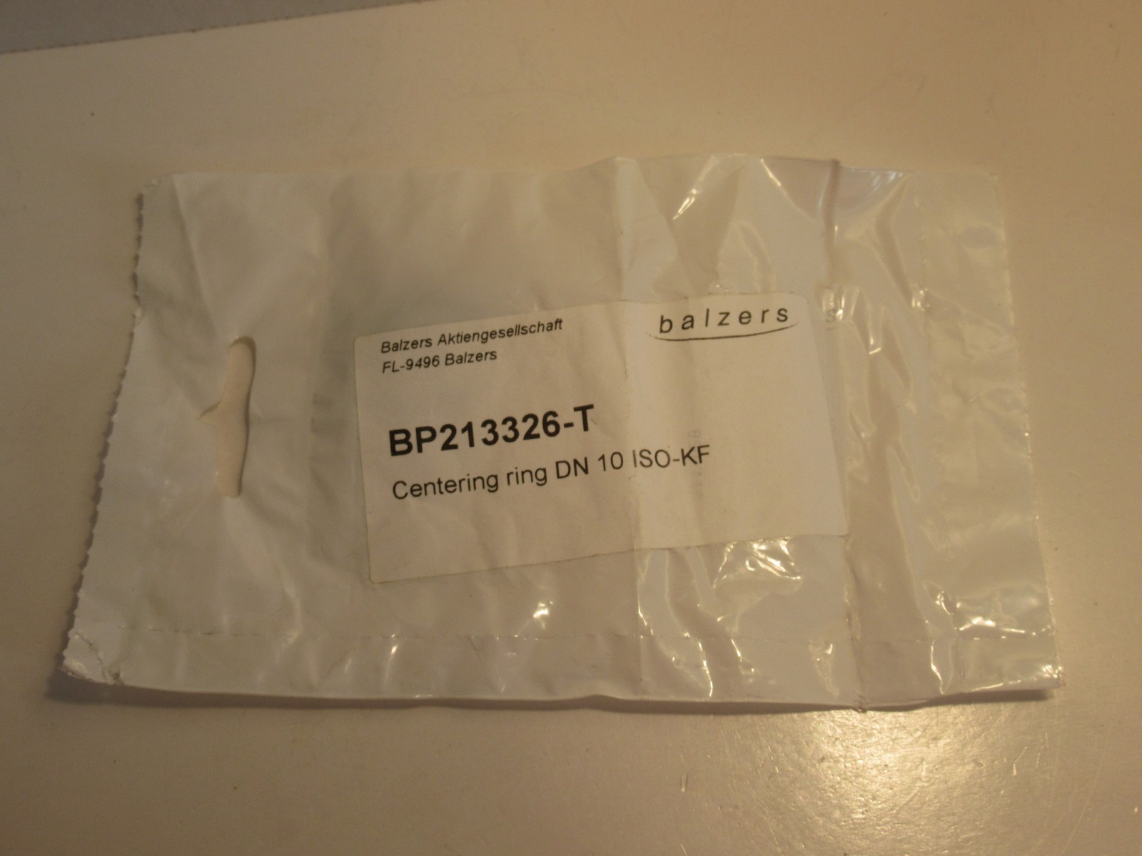 BALZERS BP213326-T BP23326T DN 10 ISO-KF CENTERING RING NEW