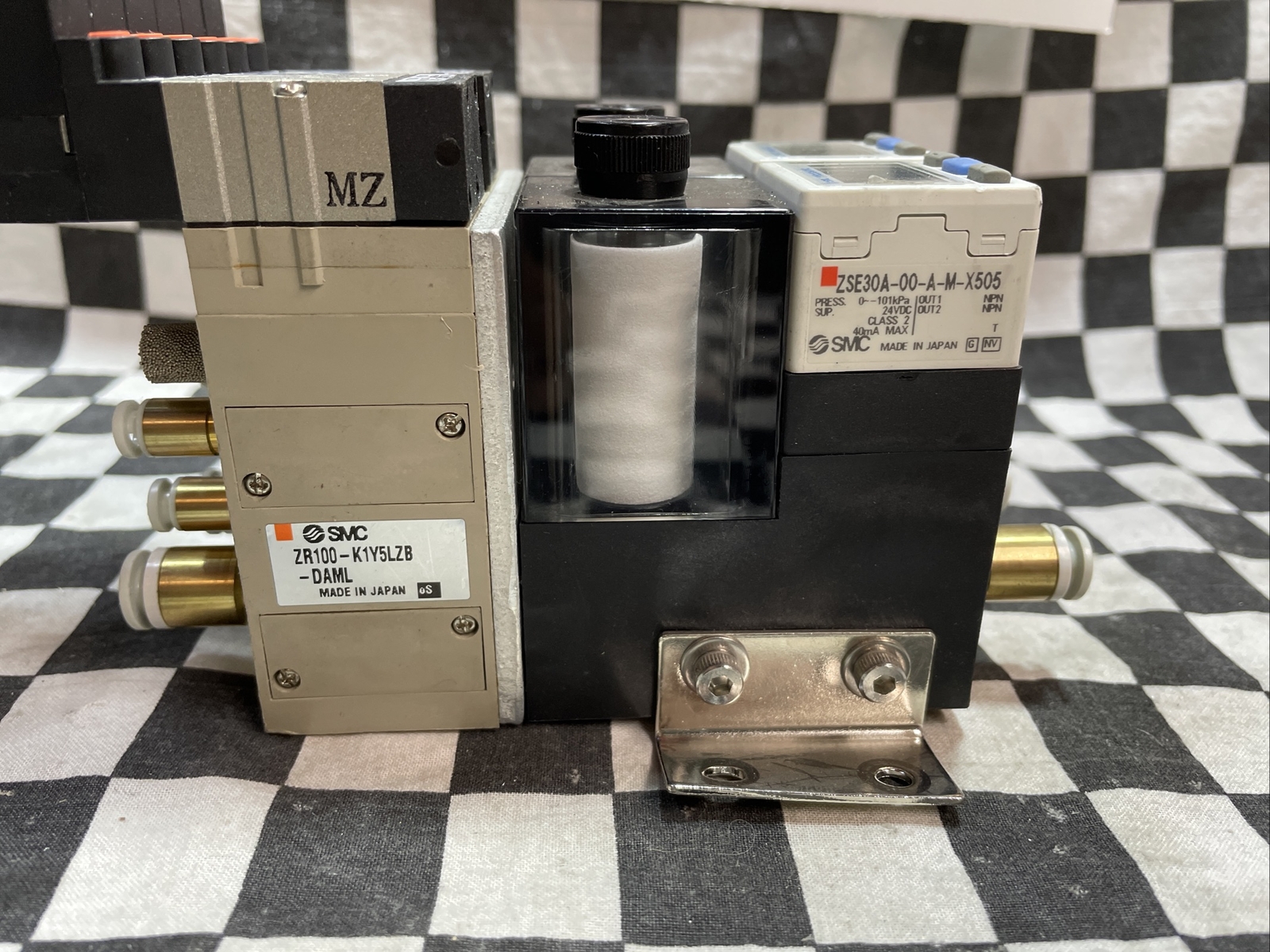 SMC PRESSURE ZSE30A-00-A-M-X505, ZR100-K1Y5LZB-DAML, VJ3233-X17, VJ3133Y, #154F9
