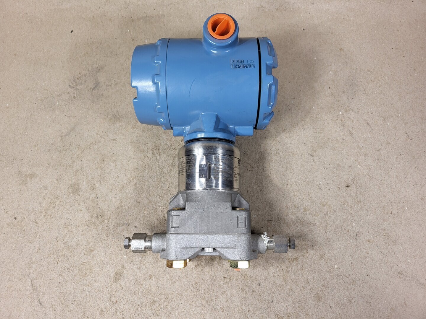 SURPLUS NEW Rosemount 3051S2CD4A2E12F1AD01K6M5P1Q4Q8A1003 Coplanar Pressure