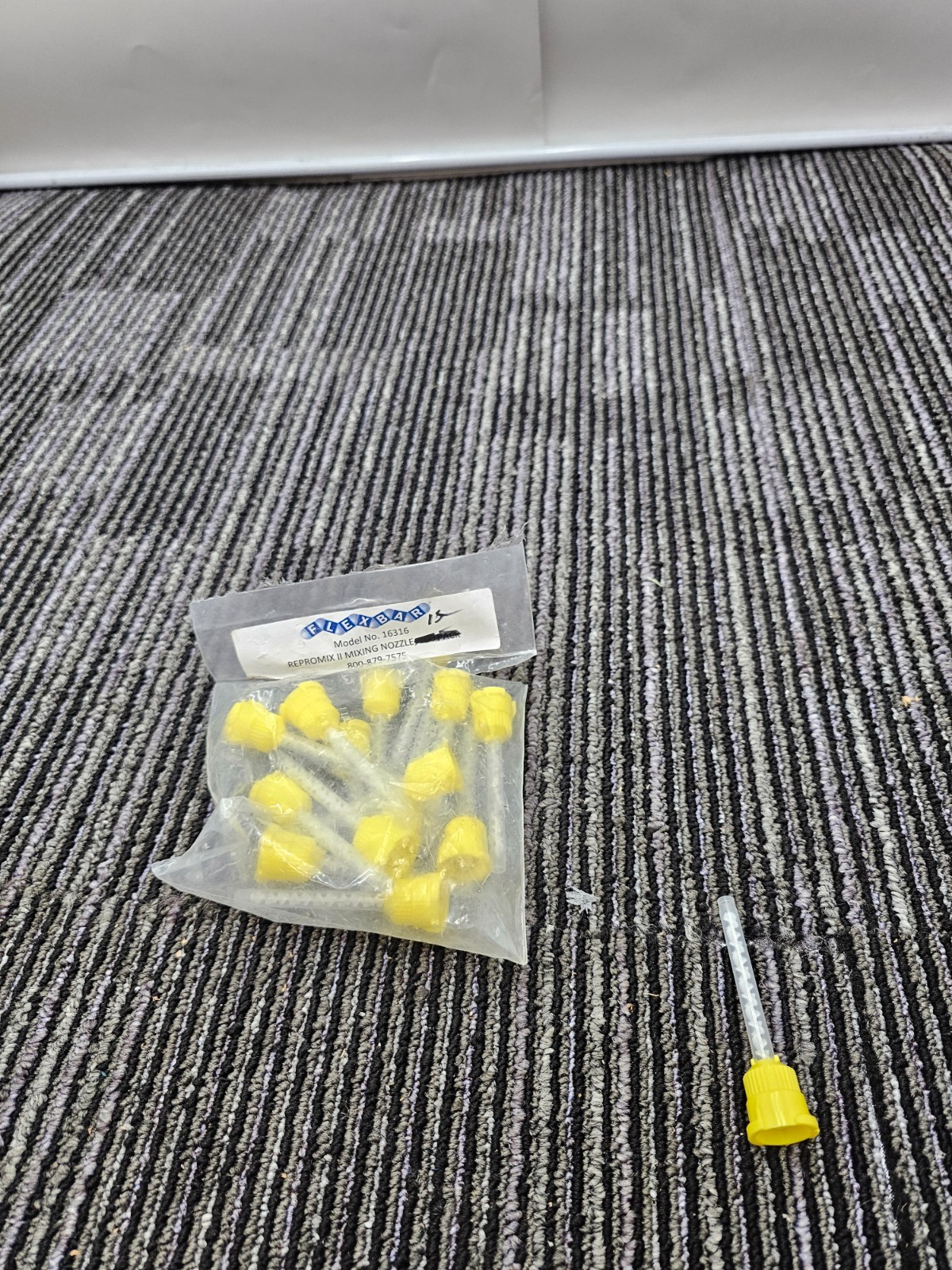 (QTY 60) Flex Bar 16316 Repromix II Helix Material Mixing Nozzles
