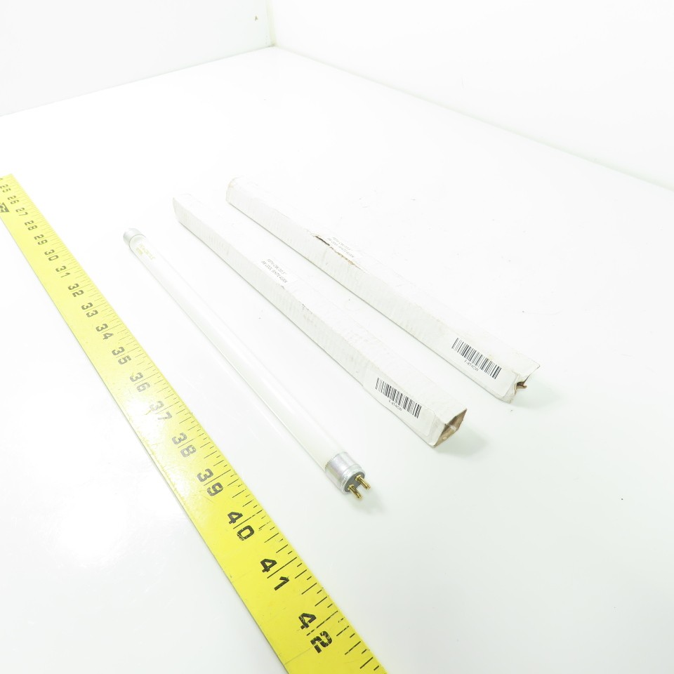 F8T4-CW/10.5″ 8W Cool White 4100K Fluorescent Bulb 10.5″ NEW Lot Of 2