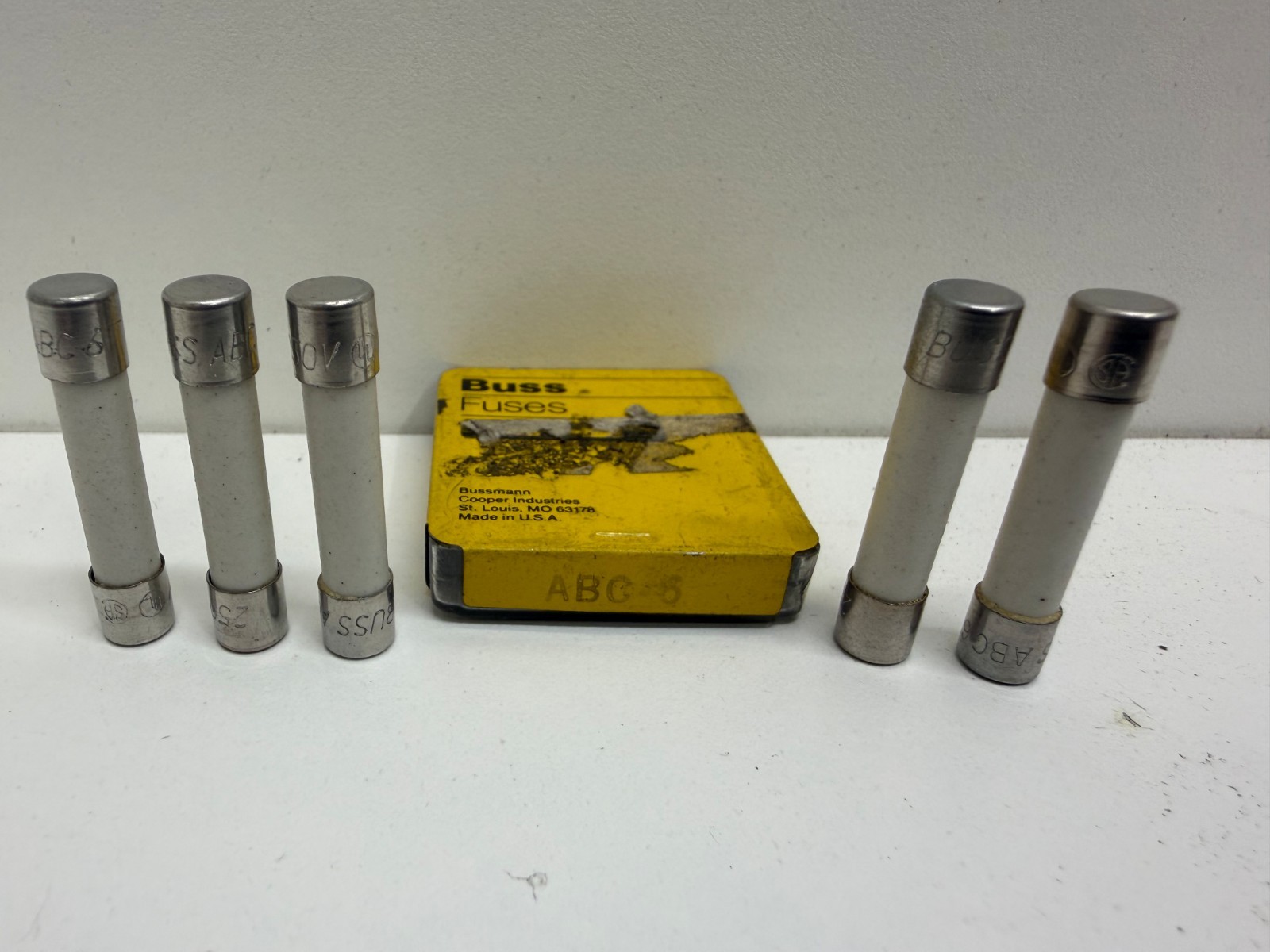 LOT OF (5) NEW OLD STOCK! BUSSMANN 6A MINIATURE FUSES ABC-6