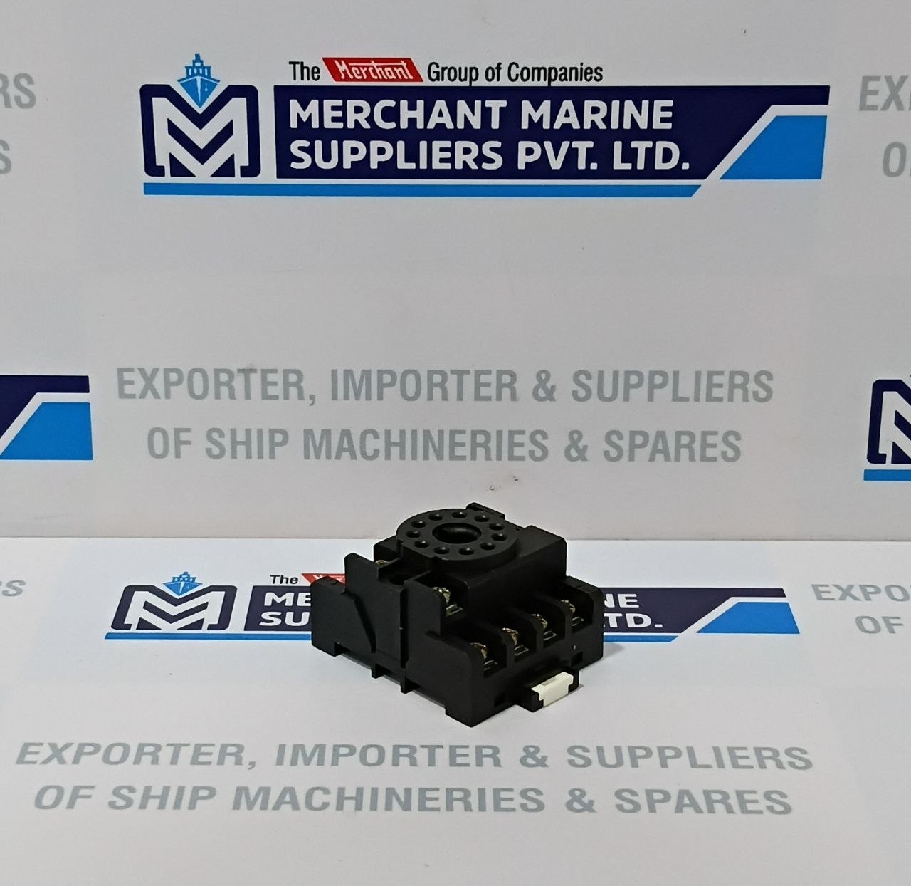 RS 403-241 11 Pin Relay Socket Base