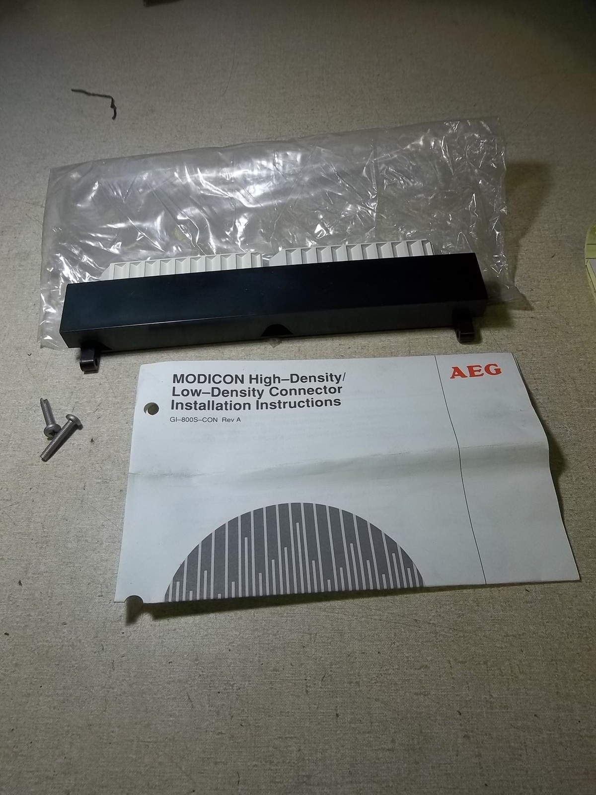 NEW AEC Modicon MA-8202-001 High/Low Density Connector *FREE SHIPPING*