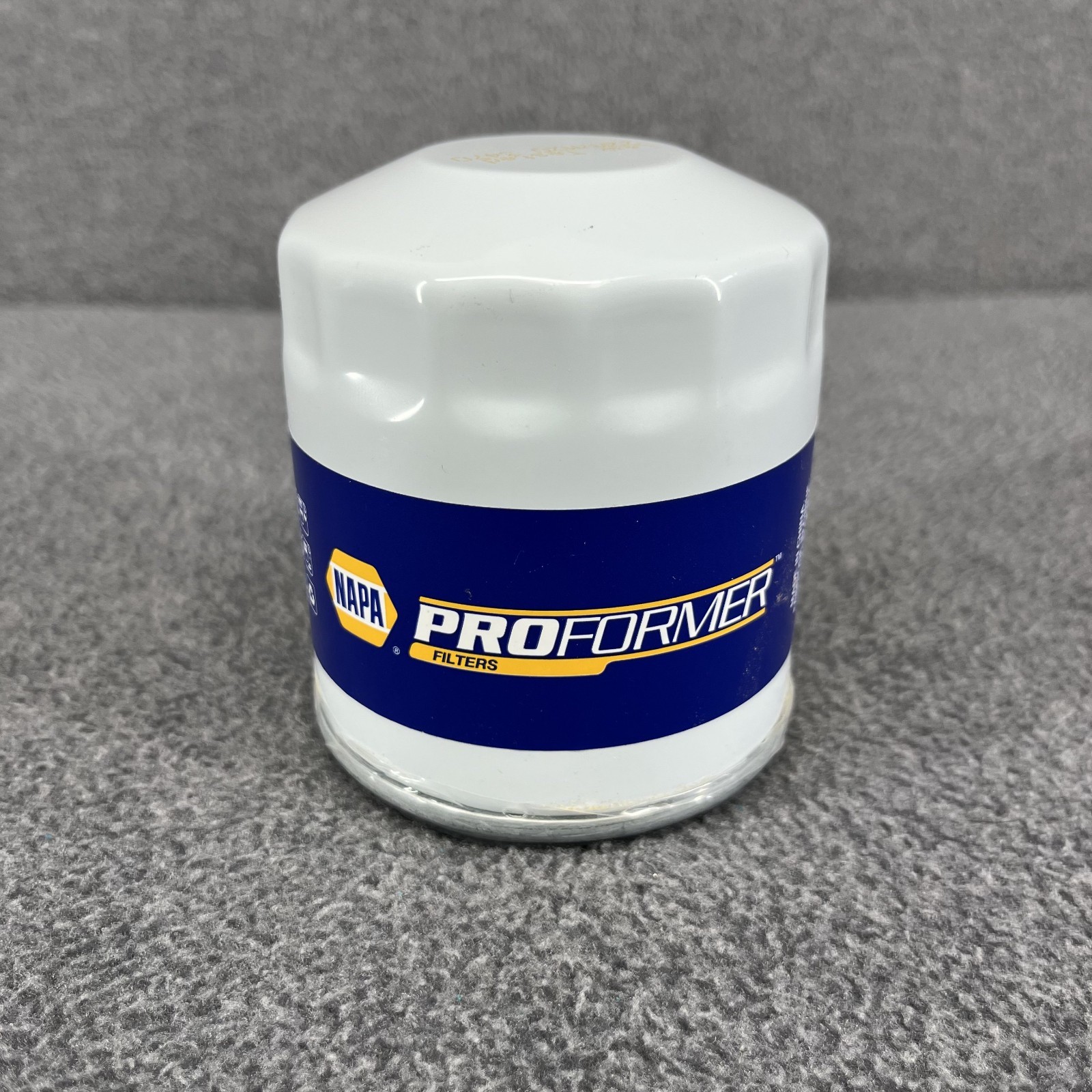 NAPA Pro Former Oil Filter 21042
