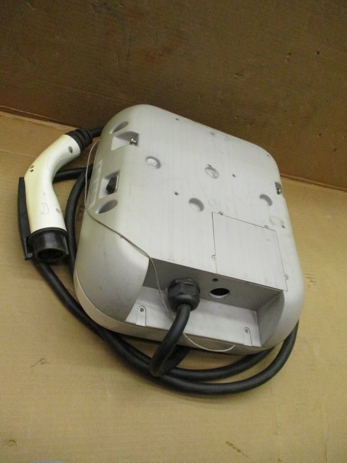 AWU30213BEN-B Bosch Power Max EV Charging Station E362180 Type 3R A3597DH