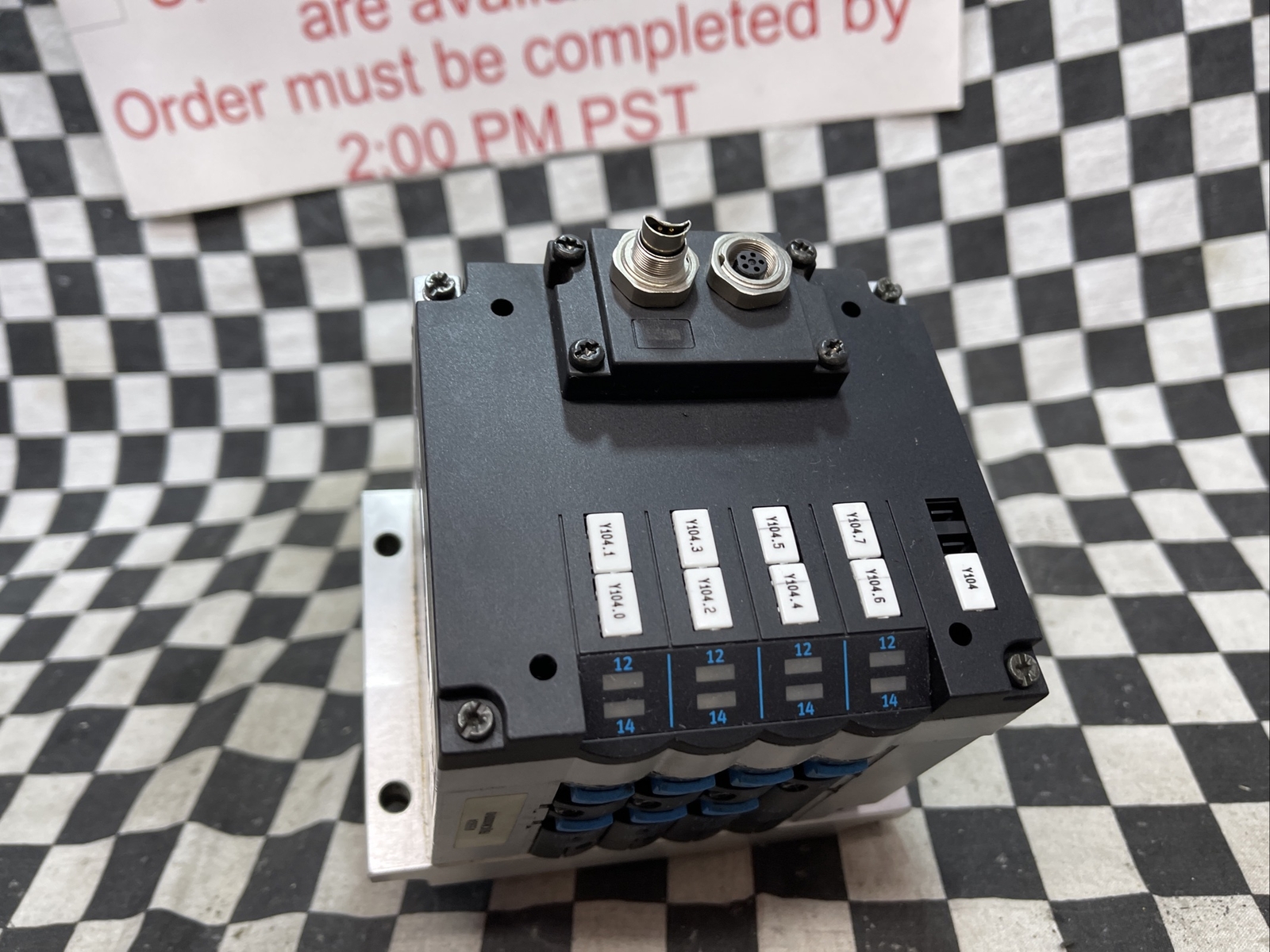 FESTO CPV14-GE-FB-4 CPV-14-VI CPV14-VI-P4-1/8-B 18261 161362 18261 161361