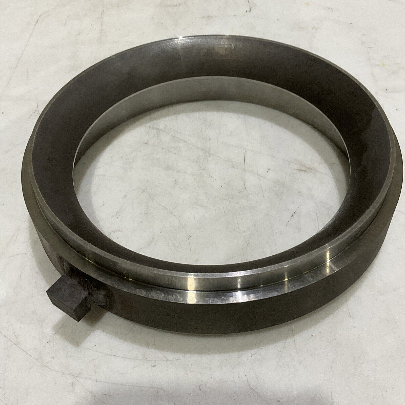 INGERSOLL-RAND COMPANY 8GT6AX1-20H SJS-M333 PNM MACHINE WEAR CASTING RING 373