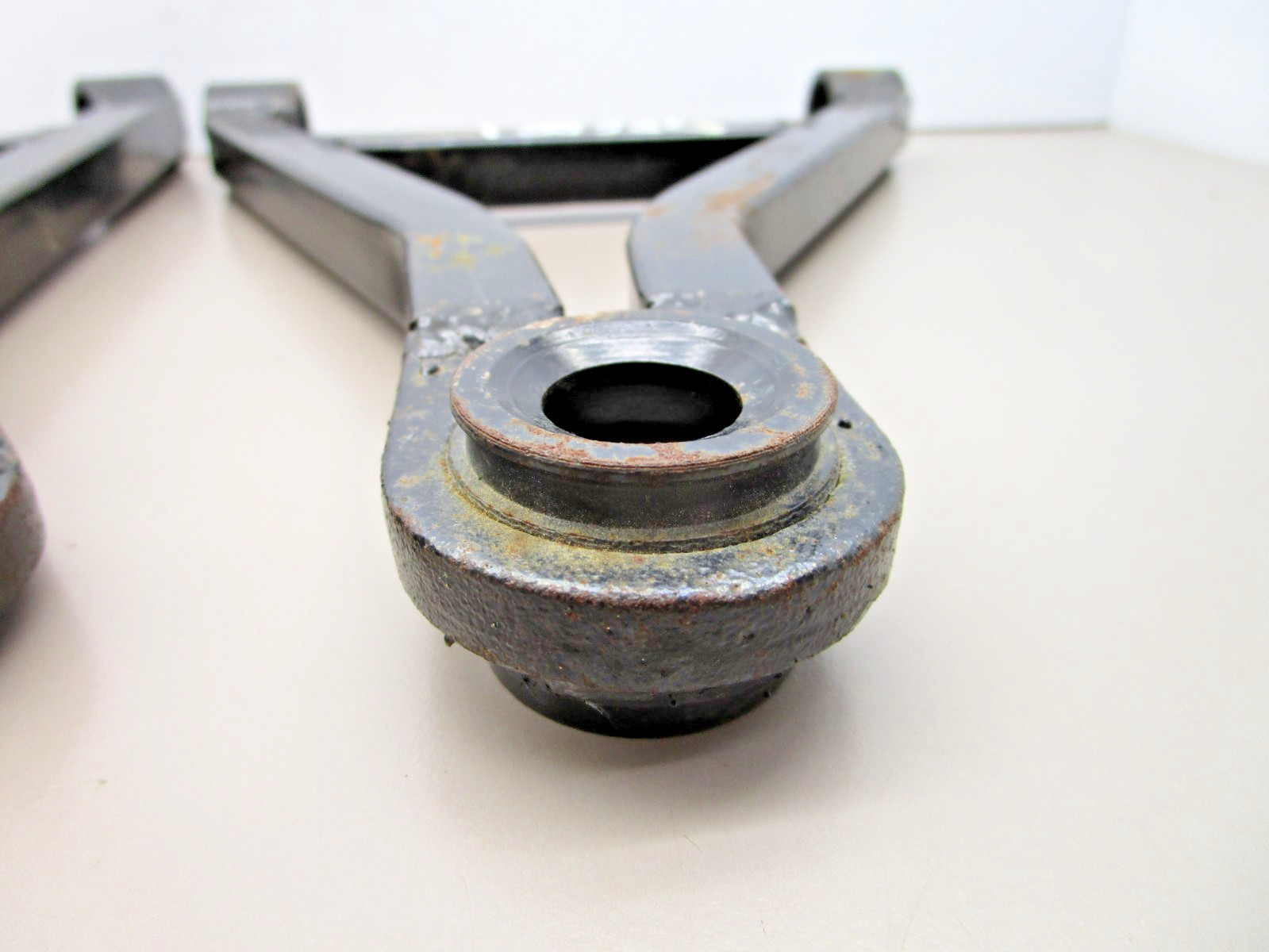 OEM EZ-GO DPC001 DPC002 TXT Golf Cart Control Arm Set Front Left and Right