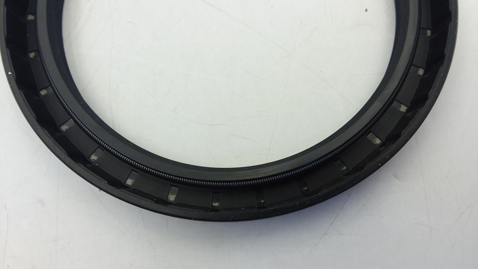 TCM 100X125X13TC-BX METRIC OIL SEAL 100MM SHAFT 125MM OD 13MM WIDTH NIB