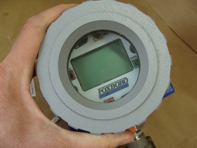 FOXBORO I/A SERIES VORTEX FLOWMETER MODEL 83 W-T01S1SSTJA 12.5-42VDC CF8M