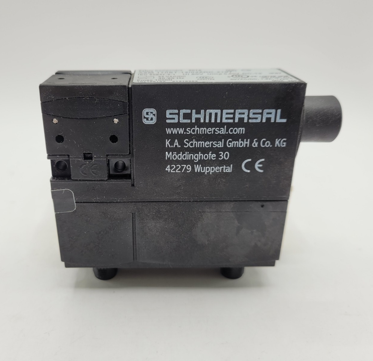 SCHMERSAL AZM 170ST-12/02ZRK-2197 Safety Switch