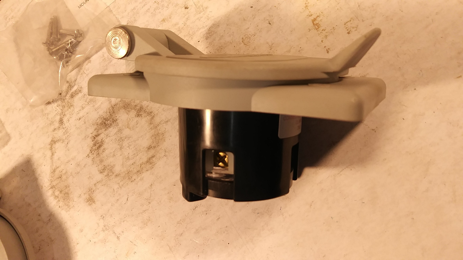 Cooper WP2 One 20A Inlet and 2 Weatherproof Covers for 20/30A Flanged Devices