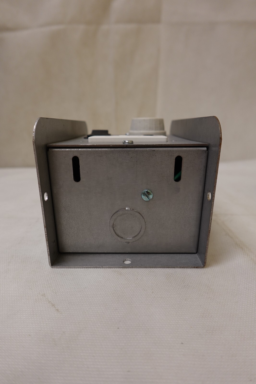 Otis Elevator – Elevator Under Car Inspection Station w/ GFCI Outlet 120VAC A914