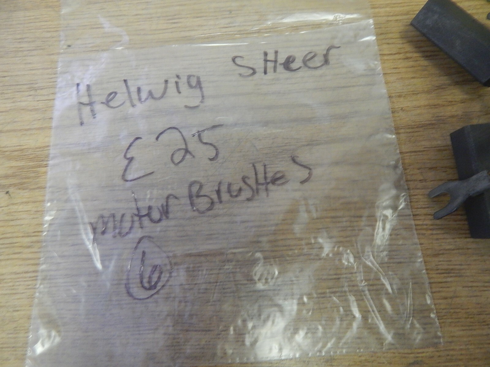 Helwig Sheer E25 Carbon Motor Brushes, Lot of 6 *FREE SHIPPING*