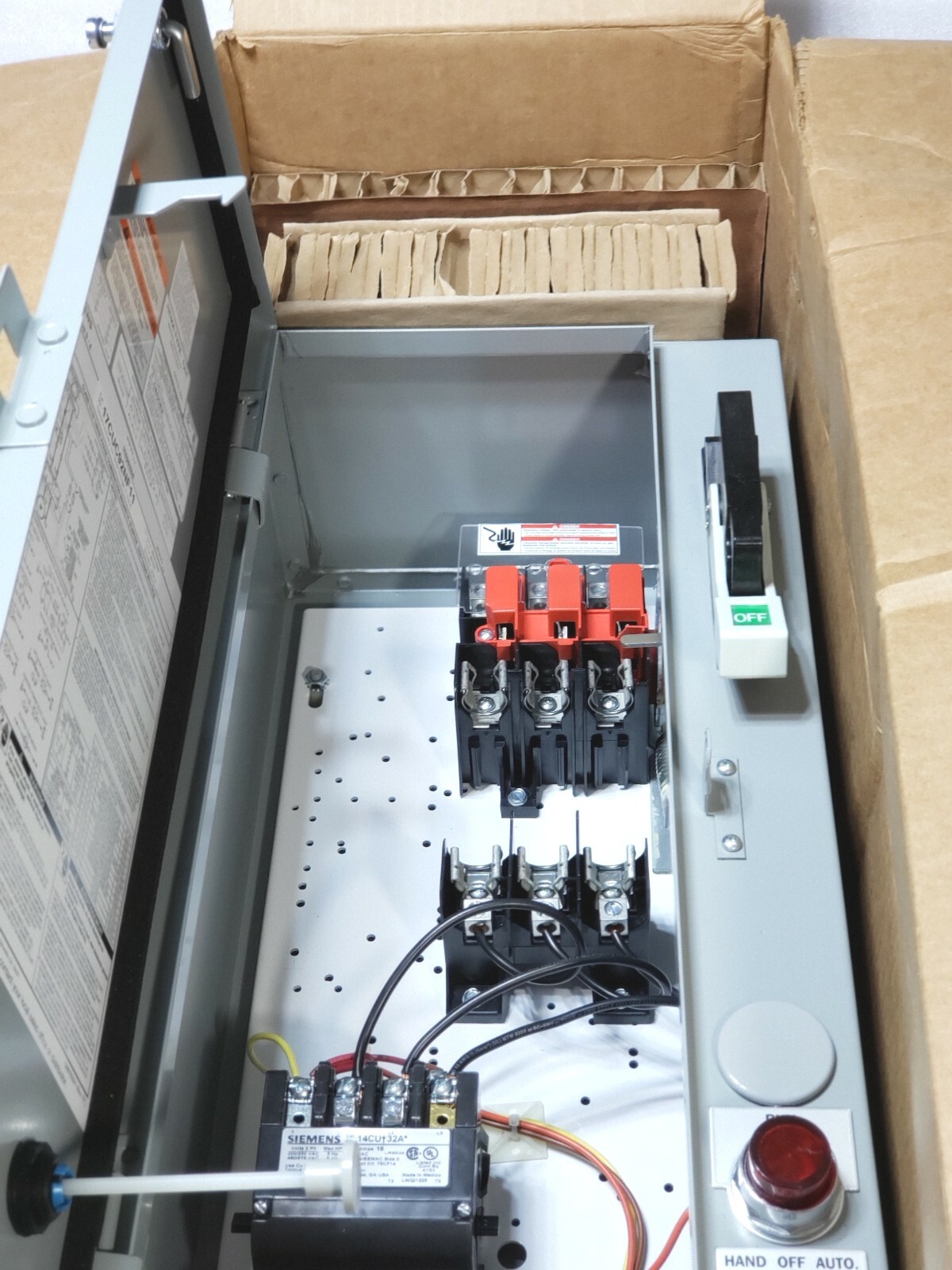 SIEMENS 17CUC92NF11, Starter,Fusible Combo FVNR SZ0,3-12Amps,N12/3R,120V, N£W