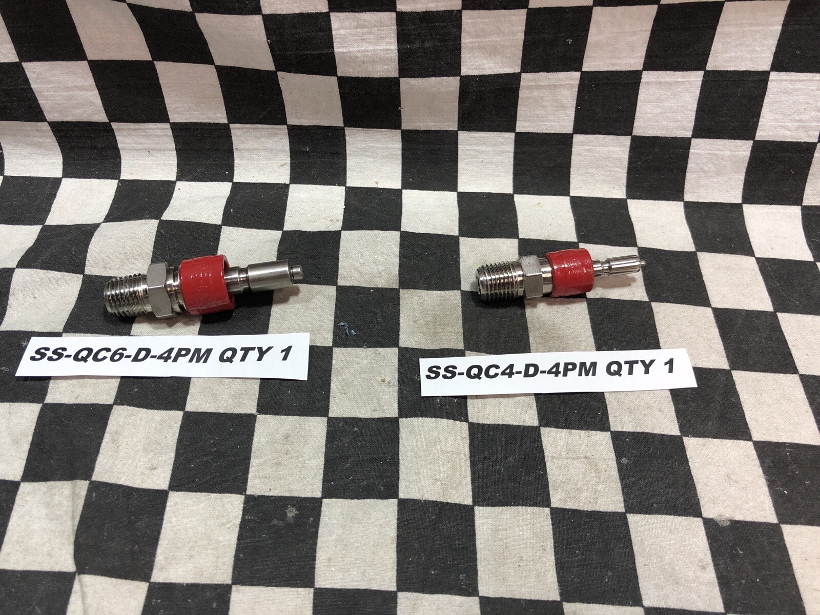 SWAGELOK Quick Connect SS-QC4-D-4PM & SS-QC6-D-4PM, LOT OF 2 SHIPSAMEDAY#1370R11