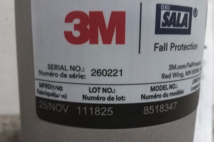 3M DBI-Sala 8518347 10 x 9-1/4 In 450 Lb Weight Cap Bolt-On Floor Mount Sleeve