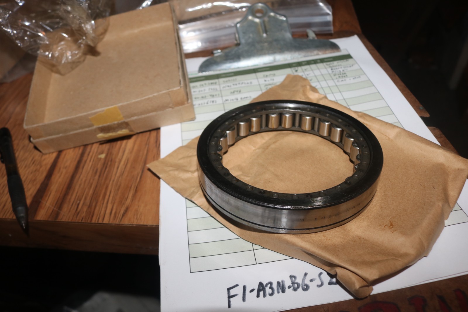 NOS Bower M1016-EAHL ball bearing outer Caterpillar 3110-01-031-6185