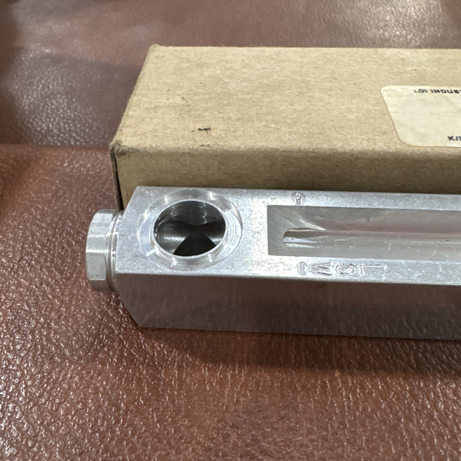 LDI Industries G605-06-A-1 Oil Sight Gauge, 6″ Centers