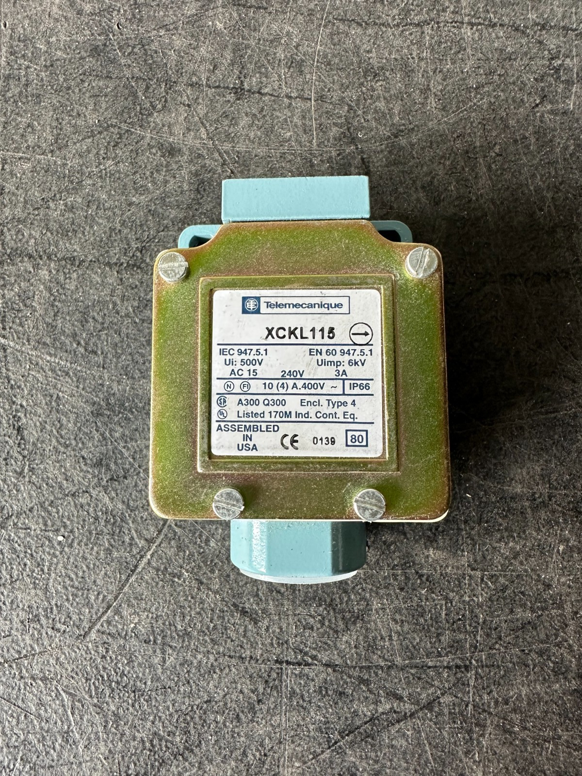 NEW TELEMECANIQUE XCKL-115 SWITCH