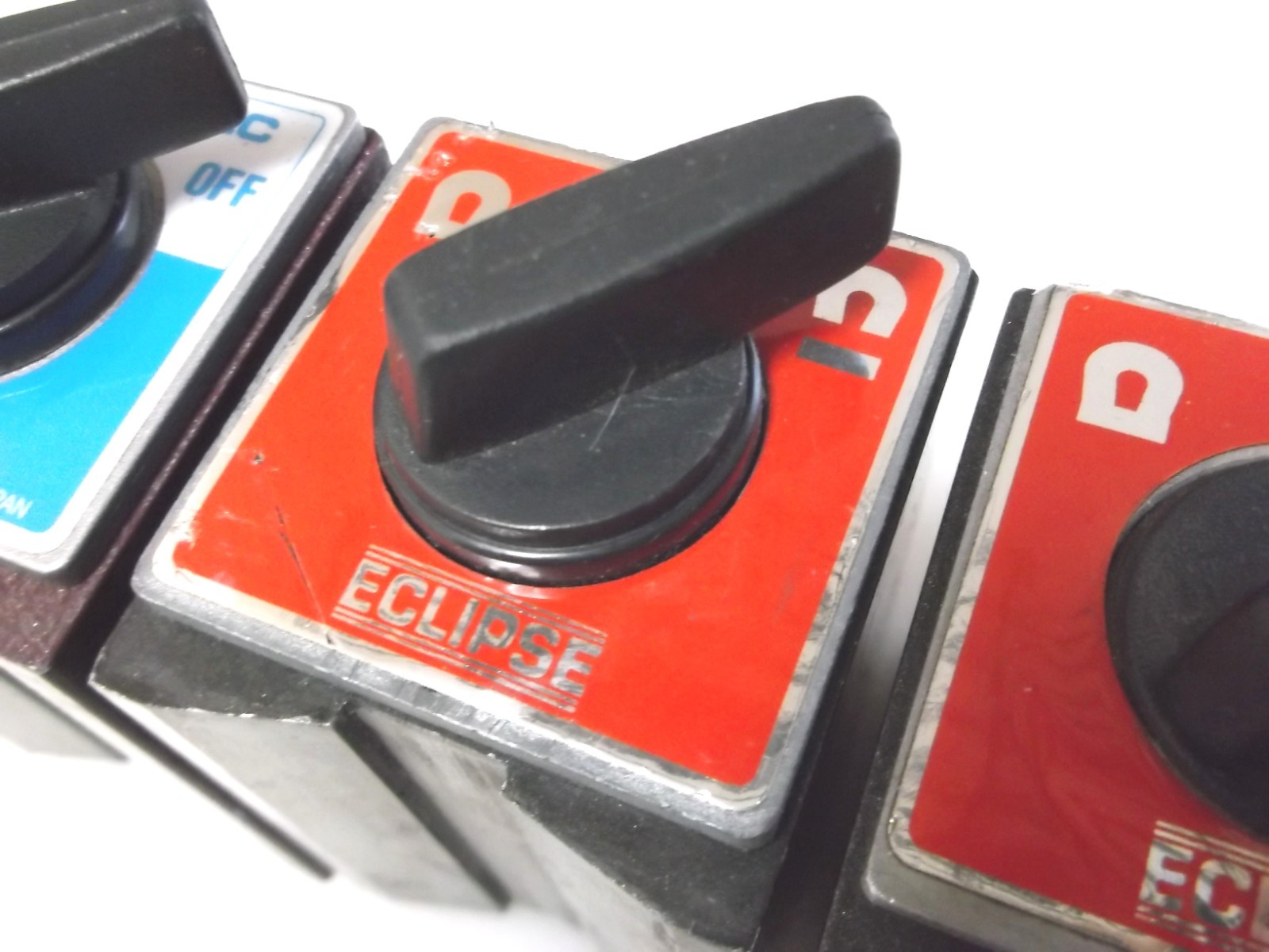 Kanetec MB-PR Eclipse Magnetic Base (Set of 3)