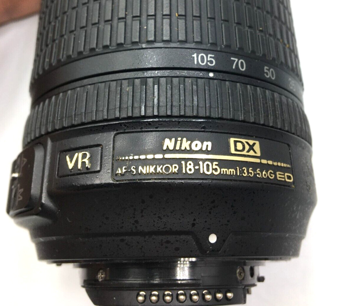 Nikon Nikkor DX Aspherical Lens 18-105mm DX SWM VR ED Working