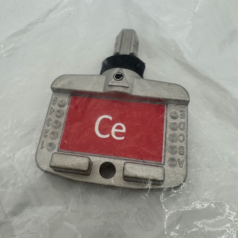 440T-AKEYE10CE Key Trapped Key Interlock New Original 440TAKEYE10CE
