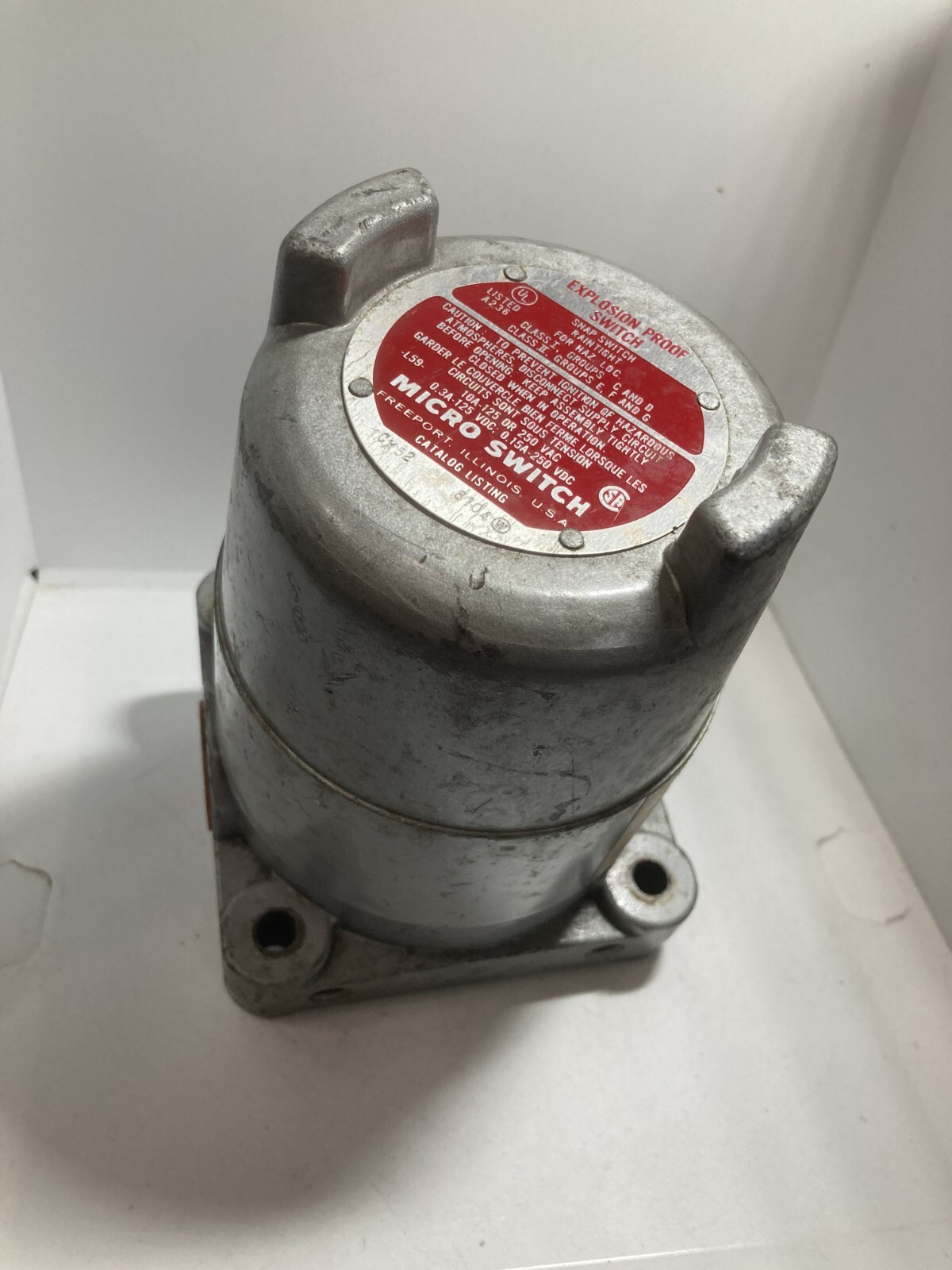 HONEYWELL 1CX42 MICRO SWITCH EXPLOSION PROOF RAINTIGHT 15A 125-480V