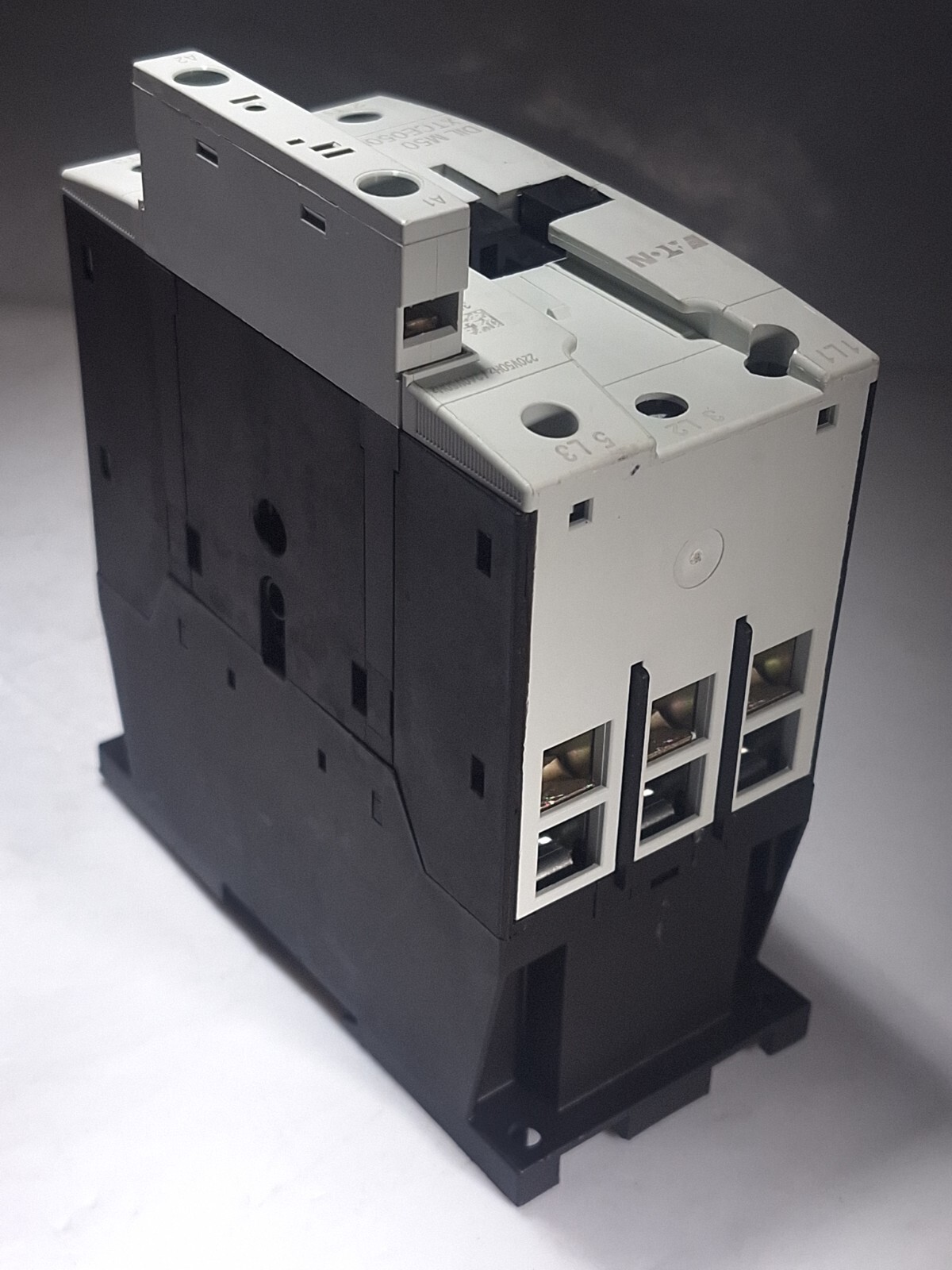 EATON KLOCKNER MOELLER XTCE050D00B DILM50 220/240V 50A CONTACTOR – 46 AVAILABLE
