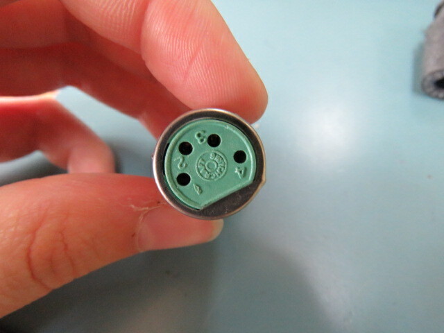 SWITCHCRAFT R4F Qty of 2 per Lot 4 Position Circular Connector Plug, Female Soc