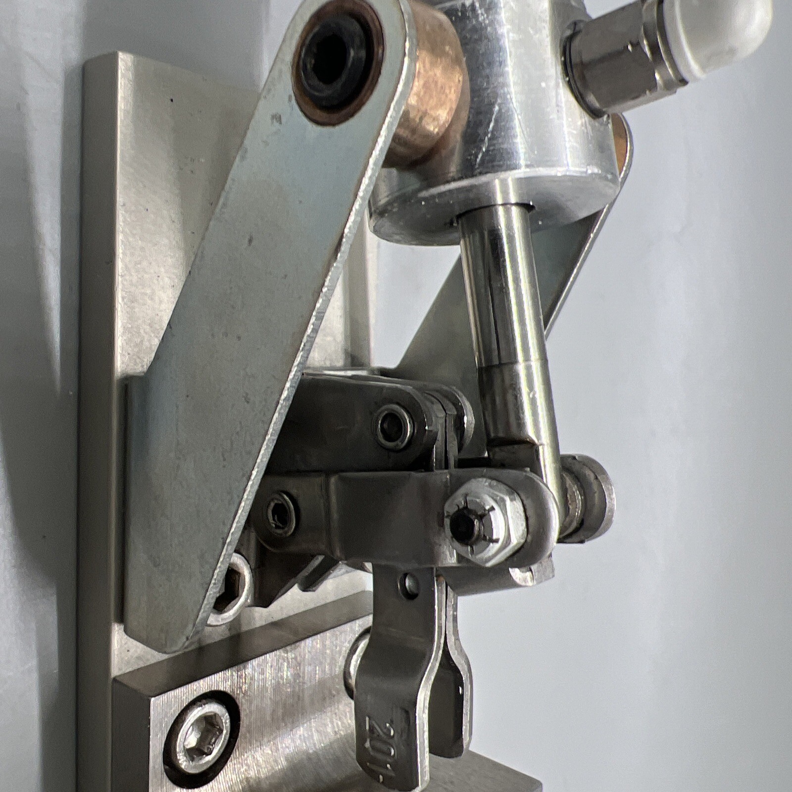 Swing Pneumatic Toggle Clamp De Sta Co 812-U / 812010 MR Hardware Cl169