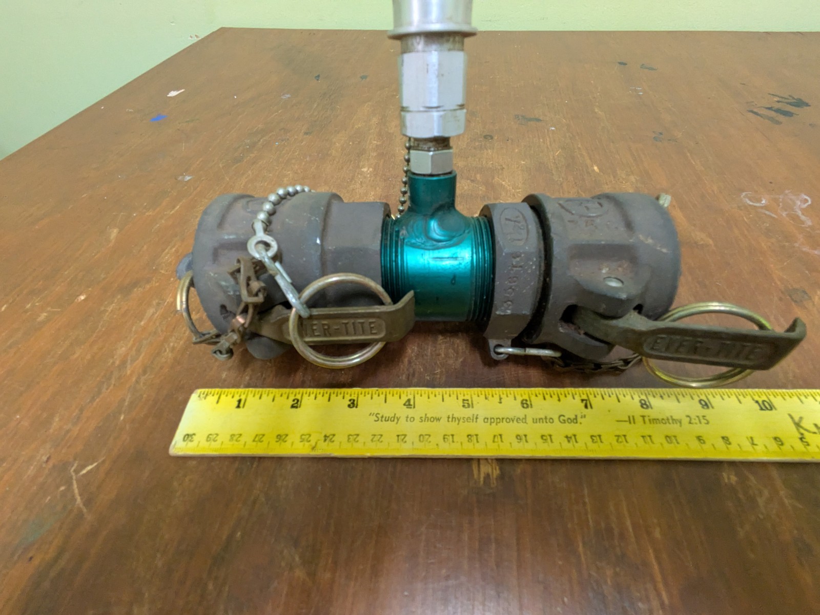 Ever-Tite 1 1/2″ Cam Groove Coupler With Snap Tite Relief Valve Unit