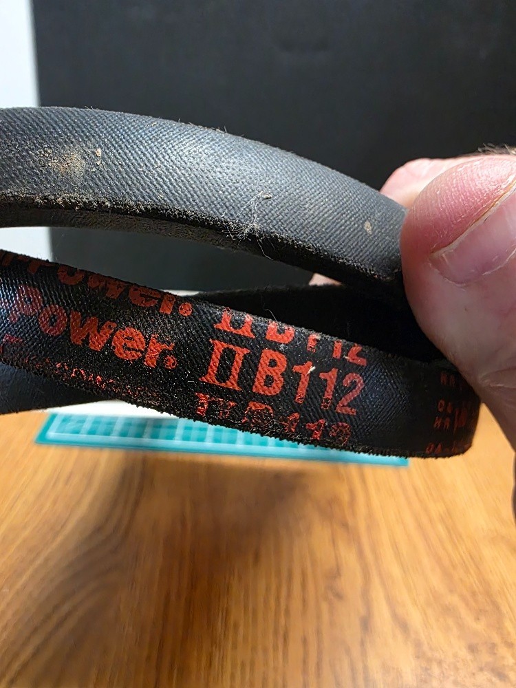Gates B112 Hi-Power II Classical Section Wrapped V-Belt V80 21/32″ x 115″