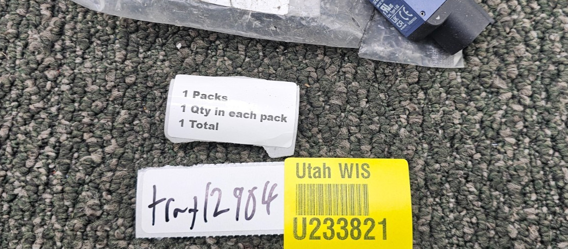 Telemecanique Sensors XCMV2125D44RVSR Sensor Limit Switch