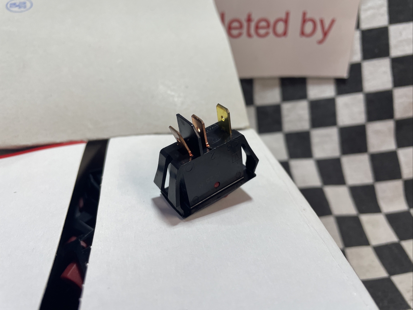CARLING SWITCH ROCKER LRA211-RS-B/120NXBM2 DD-76945 LRA-70213500 #1227B5