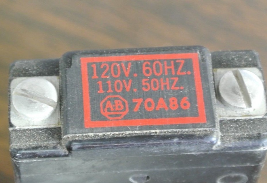 ALLEN-BRADLEY 70A86 COIL SIZE 0 Ser. K 120V / 60Hz, 110V / 50Hz – LOT of 5 NEW